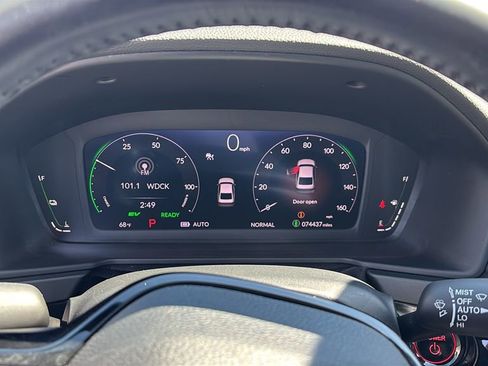 Used 2023 Honda Accord Touring image 16