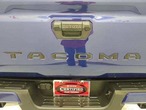 Certified 2024 Toyota Tacoma SR5 image 29