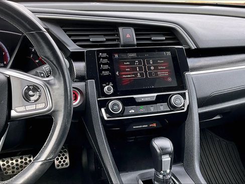 Used 2019 Honda Civic Sport image 6
