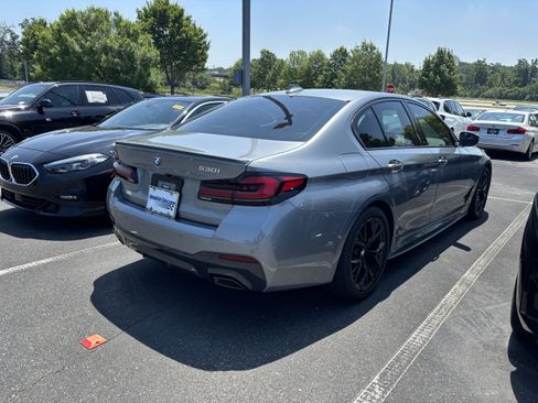Used 2023 BMW 530i w/ M Sport Package RWD image 21