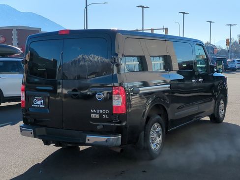 Used 2016 Nissan NV 3500 SL image 3
