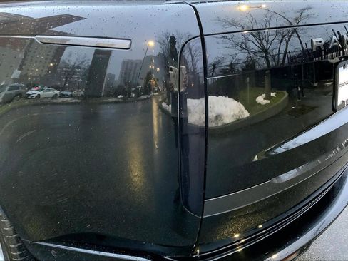 Used 2024 Land Rover Range Rover SE image 28