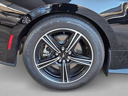 Certified 2024 Ford Mustang Coupe RWD image 19
