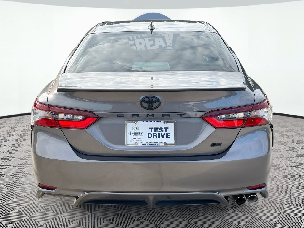 Used 2024 Toyota Camry SE FWD image 7