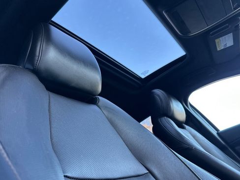 Used 2025 MAZDA MAZDA3 2.5 S Hatchback w/ Premium Pkg image 20