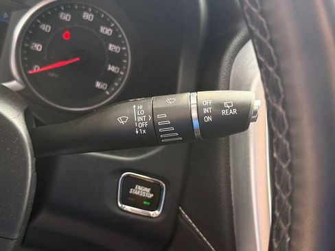 Used 2023 GMC Acadia SLT AWD/4WD image 40