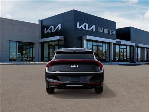 New 2026 Kia EV6 Wind RWD image 5