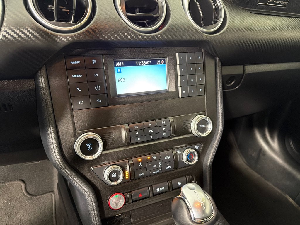 Used 2020 Ford Mustang Coupe RWD image 15