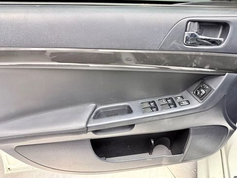 Used 2010 Mitsubishi Lancer Evolution MR Touring image 15