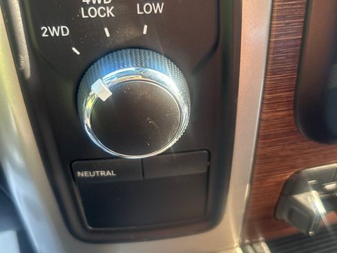 Used 2015 RAM 2500 Laramie AWD/4WD image 13