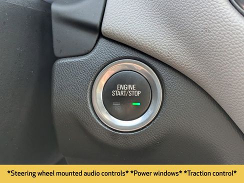 Used 2020 Chevrolet Equinox LS image 8