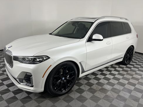 Used 2020 BMW X7 xDrive40i w/ Premium Package image 7