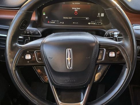 Used 2020 Lincoln Aviator Reserve w/ Equipment Group 201A image 12