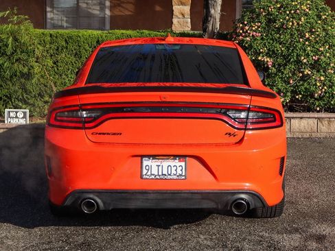 Used 2023 Dodge Charger R/T w/ Harman/Kardon Audio Group image 6