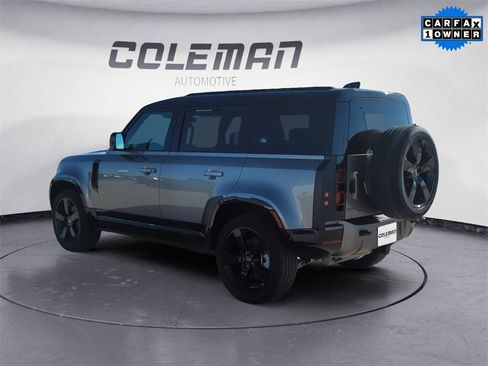 Used 2022 Land Rover Defender 110 X-Dynamic HSE image 3