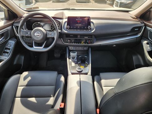 Certified 2023 Nissan Rogue SV w/ SV Premium B Package AWD/4WD image 8