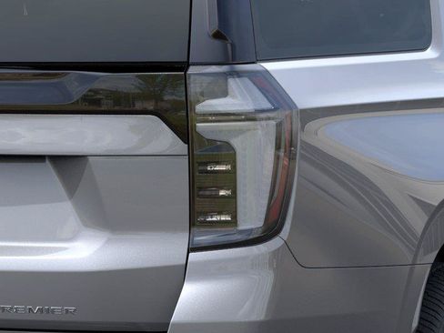 New 2026 Chevrolet Suburban Premier w/ Sun And Tow Package AWD/4WD image 11
