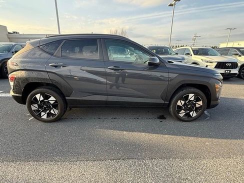 Used 2024 Hyundai Kona SEL image 15