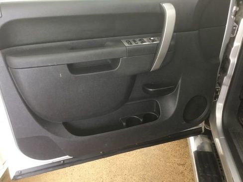 Used 2010 Chevrolet Silverado 1500 LS image 7