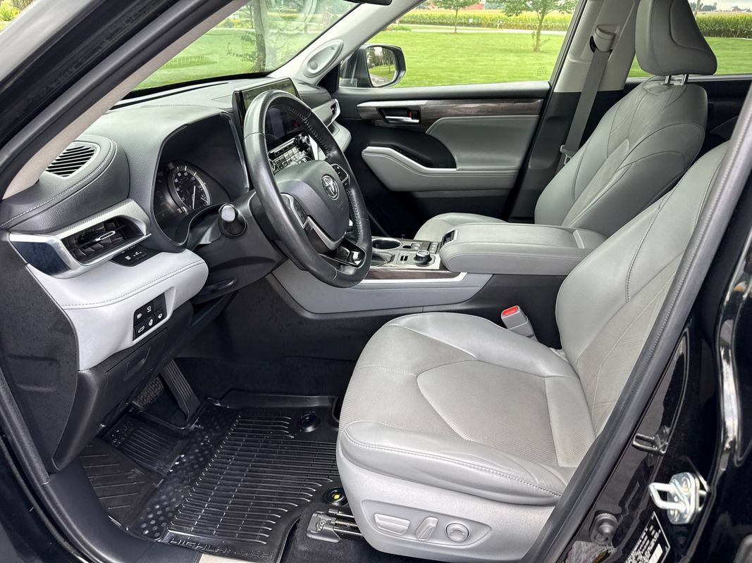 Used 2022 Toyota Highlander Platinum AWD/4WD image 10