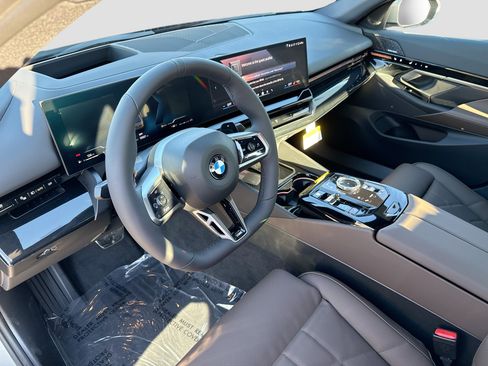 New 2026 BMW 530i w/ Executive Package image 27