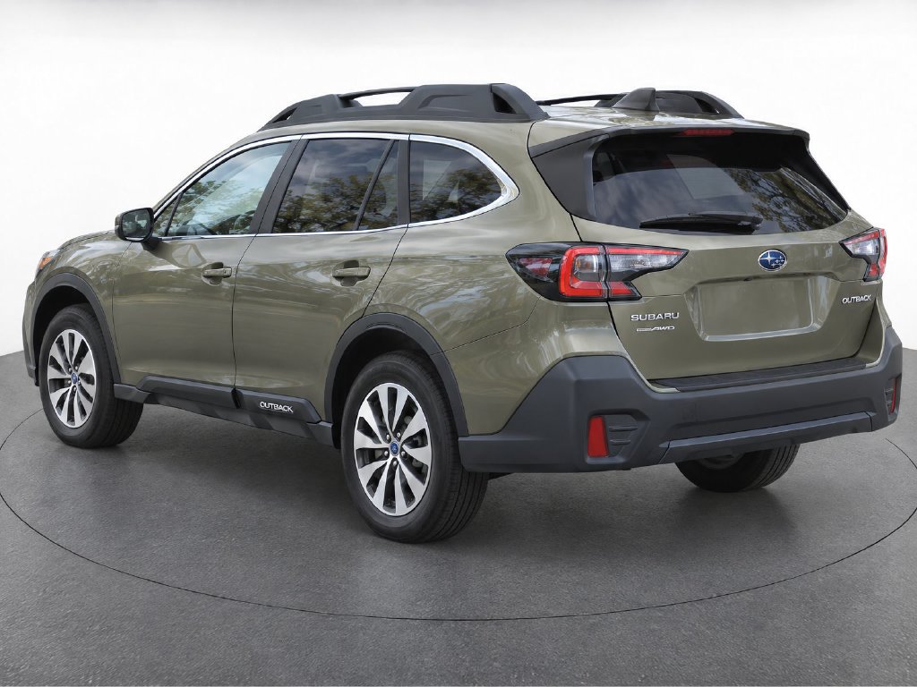 Used 2022 Subaru Outback Premium AWD/4WD image 3