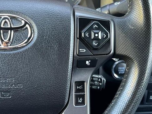 Certified 2021 Toyota Tacoma TRD Off-Road w/ Technology Package AWD/4WD image 25