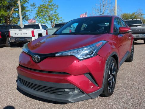 Certified 2018 Toyota C-HR XLE image 2