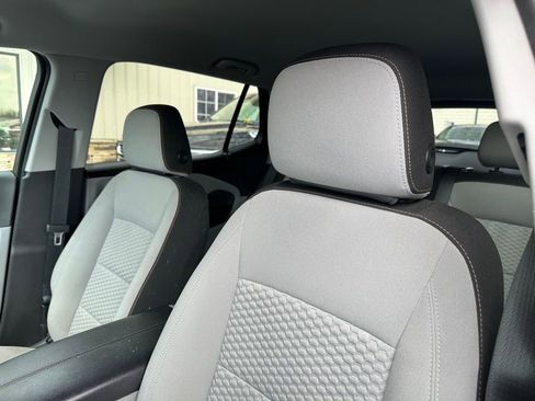 Used 2021 GMC Terrain SLE w/ Driver Convenience Package image 5