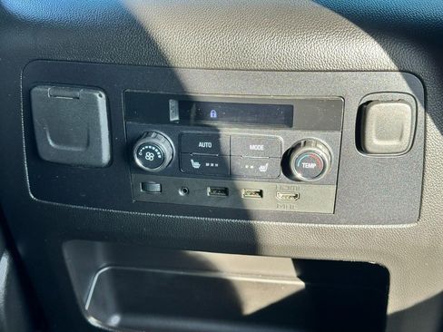 Used 2020 GMC Yukon XL Denali w/ Open Road Package image 13