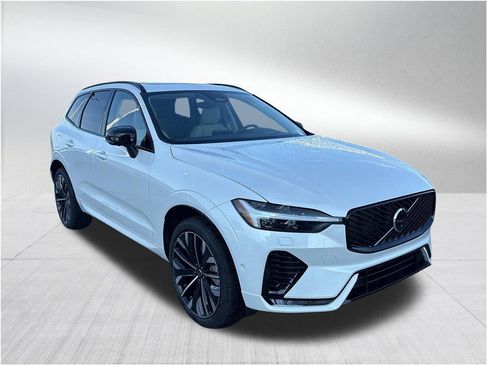 New 2026 Volvo XC60 B5 Ultra w/ Protection Package Premier image 3