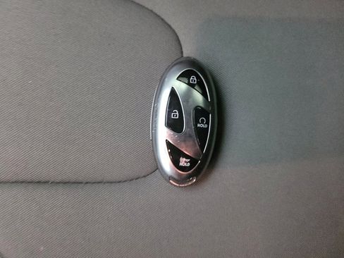 Used 2024 Hyundai Elantra SEL FWD image 32