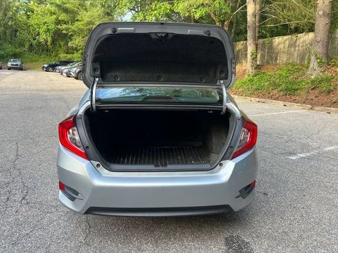 Used 2016 Honda Civic EX-L image 9