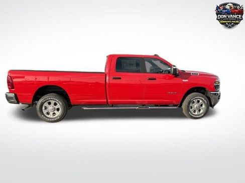 New 2026 RAM 3500 Big Horn AWD/4WD image 6