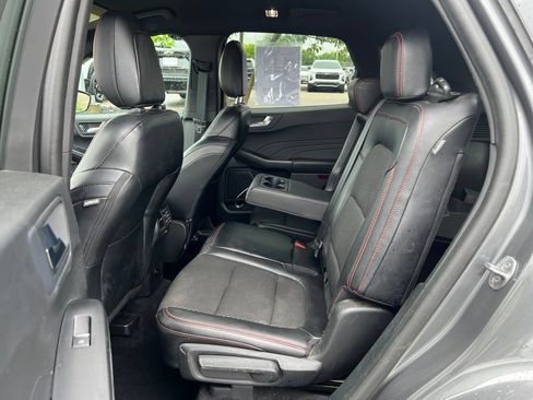 Used 2023 Ford Escape ST-Line Select w/ Tech Pack #1 AWD/4WD image 9