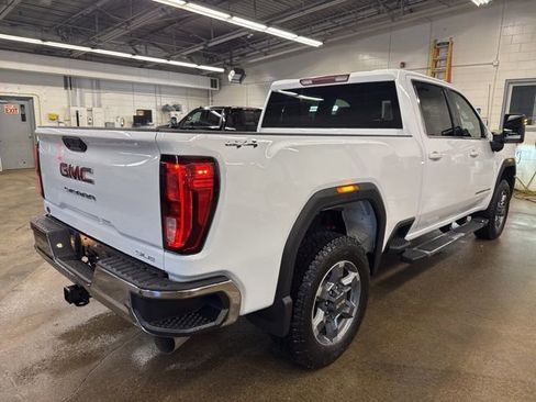 New 2026 GMC Sierra 2500 SLE AWD/4WD image 6