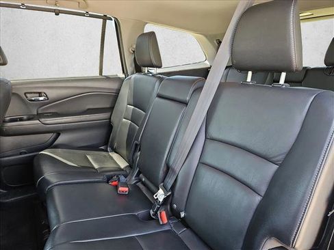 Used 2019 Honda Pilot EX-L image 21