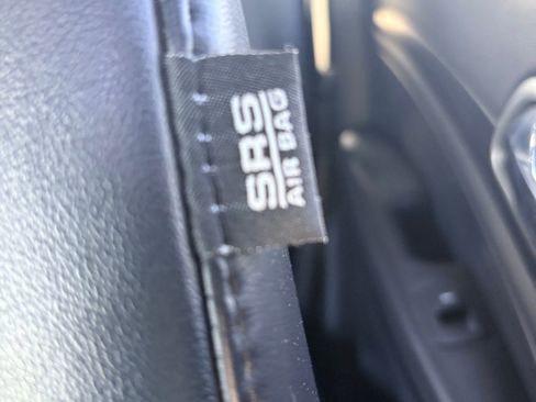 Used 2019 Jeep Grand Cherokee Altitude image 19