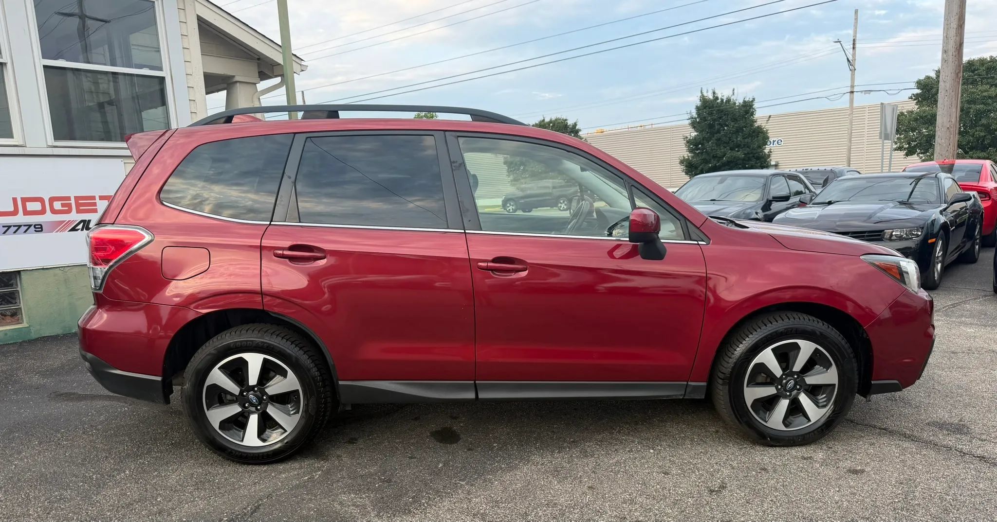 Used 2017 Subaru Forester 2.5i Limited AWD/4WD image 6