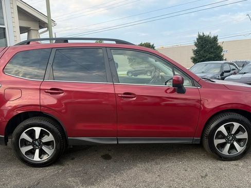 Used 2017 Subaru Forester 2.5i Limited AWD/4WD image 6