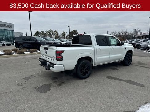 New 2026 Nissan Frontier SV w/ All-Weather Content Package AWD/4WD image 9
