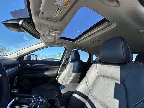 New 2025 MAZDA CX-5 AWD 2.5 S w/ Preferred Package image 24