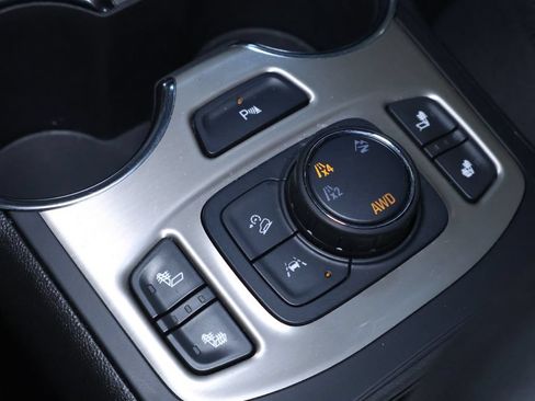 Used 2023 GMC Terrain Denali AWD/4WD image 34