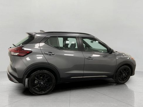 Used 2023 Nissan Kicks SR w/ SR Premium Package image 2