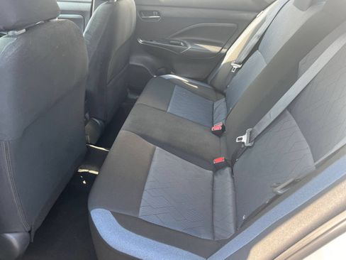 Used 2025 Nissan Versa SV FWD image 29
