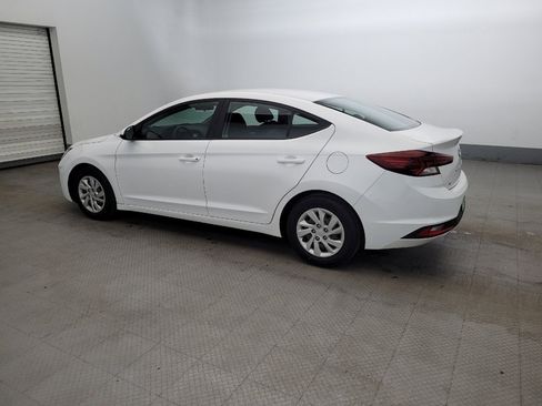 Used 2019 Hyundai Elantra SE w/ Cargo Package FWD image 3