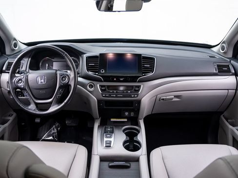 Used 2023 Honda Ridgeline RTL-E image 11