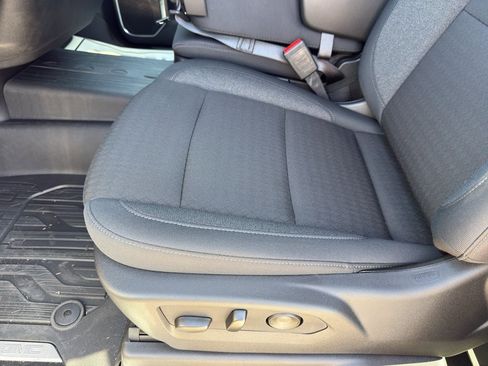 New 2026 GMC Sierra 1500 SLE image 13