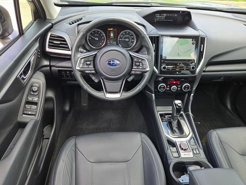 Used 2022 Subaru Forester Touring AWD/4WD image 19