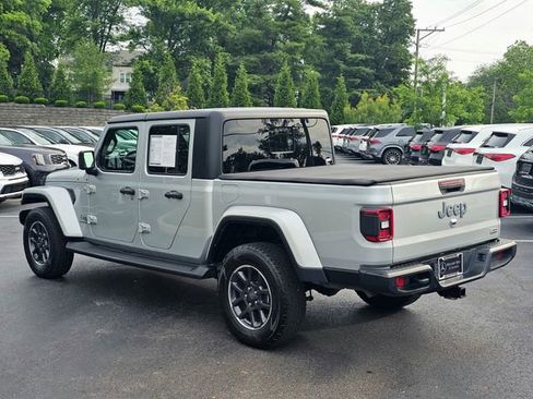 Used 2022 Jeep Gladiator Overland w/ Popular Equipment Package AWD/4WD image 12